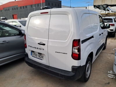 Peugeot Partner Furgon BlueHDi 100 Standard 600kg 75 kW (102 CV) 4 Peugeot Partner Furgon BlueHDi 100 Standard 600kg 75 kW (102 CV) 4