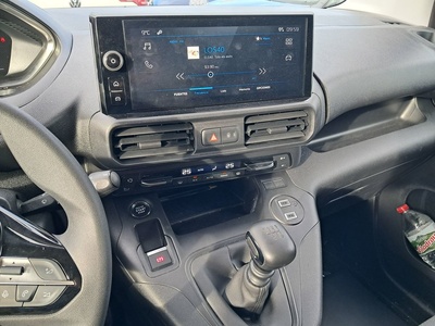 Peugeot Partner Furgon BlueHDi 100 Standard 600kg 75 kW (102 CV) 12 Peugeot Partner Furgon BlueHDi 100 Standard 600kg 75 kW (102 CV) 12