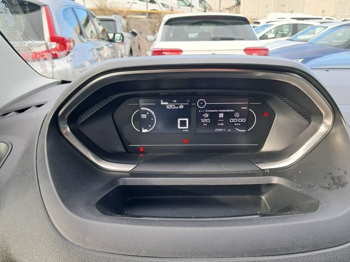 Peugeot Partner Furgon BlueHDi 100 Standard 600kg 75 kW (102 CV) Vehículo usado en Madrid Peugeot Partner Furgon BlueHDi 100 Standard 600kg 75 kW (102 CV) Vehículo usado en Madrid