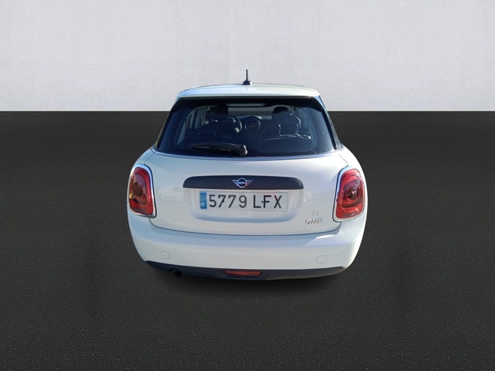 MINI MINI 5 Puertas One 75 kW (102 CV) Vehículo usado en Madrid MINI MINI 5 Puertas One 75 kW (102 CV) Vehículo usado en Madrid