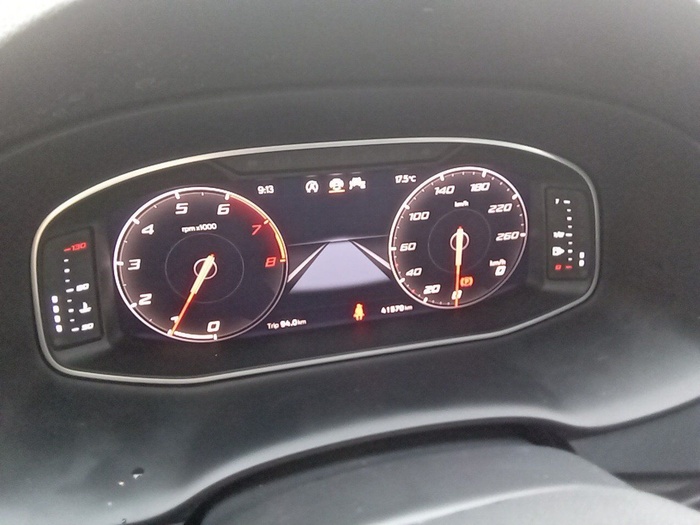 SEAT Ateca 1.0 TSI S&S Style XM 81 kW (110 CV) Vehículo usado en Madrid SEAT Ateca 1.0 TSI S&S Style XM 81 kW (110 CV) Vehículo usado en Madrid