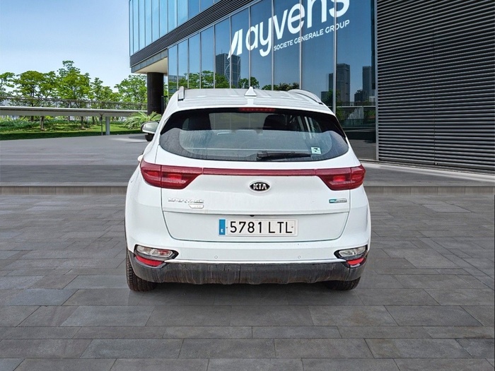 Kia Sportage 1.6 MHEV Business 4x4 100 kW (136 CV) Vehículo usado en Madrid Kia Sportage 1.6 MHEV Business 4x4 100 kW (136 CV) Vehículo usado en Madrid