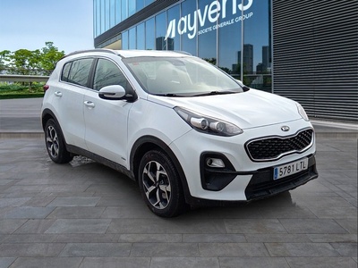 Kia Sportage 1.6 MHEV Business 4x4 100 kW (136 CV) 3 Kia Sportage 1.6 MHEV Business 4x4 100 kW (136 CV) 3