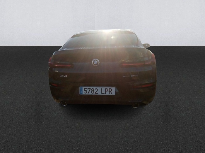 BMW X4 xDrive20d 140 kW (190 CV) Vehículo usado en Madrid BMW X4 xDrive20d 140 kW (190 CV) Vehículo usado en Madrid