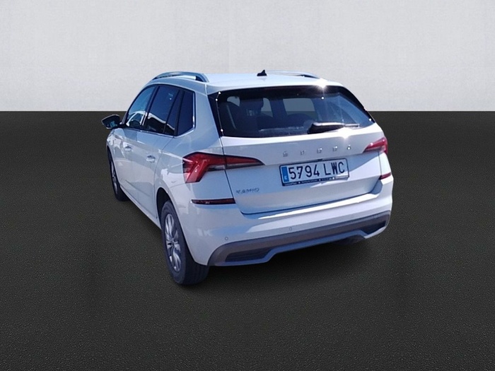 Skoda Kamiq 1.0 TSI Emotion 81 kW (110 CV) Vehículo usado en Madrid Skoda Kamiq 1.0 TSI Emotion 81 kW (110 CV) Vehículo usado en Madrid