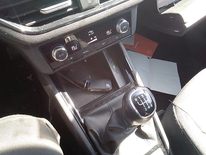 Skoda Kamiq 1.0 TSI Emotion 81 kW (110 CV) Vehículo usado en Madrid Skoda Kamiq 1.0 TSI Emotion 81 kW (110 CV) Vehículo usado en Madrid