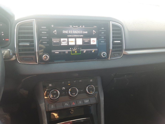 Skoda Karoq 2.0 TDI Ambition 4X4 DSG 110 kW (150 CV) Vehículo usado en Madrid Skoda Karoq 2.0 TDI Ambition 4X4 DSG 110 kW (150 CV) Vehículo usado en Madrid