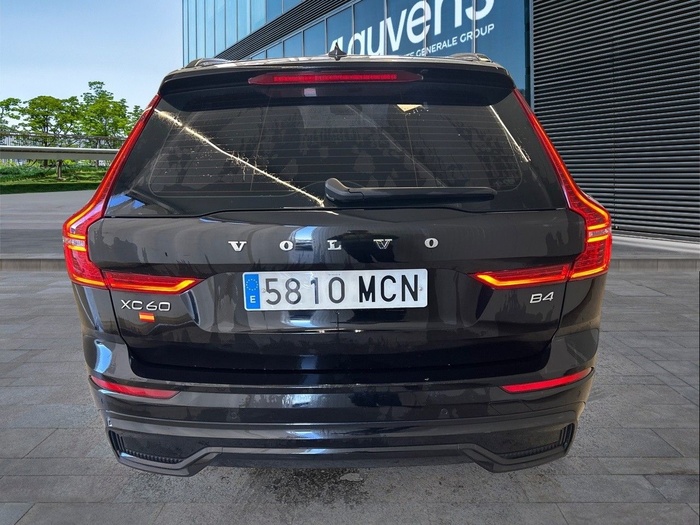 Volvo XC60 B4 D Plus Dark Auto 145 kW (197 CV) Vehículo usado en Madrid Volvo XC60 B4 D Plus Dark Auto 145 kW (197 CV) Vehículo usado en Madrid
