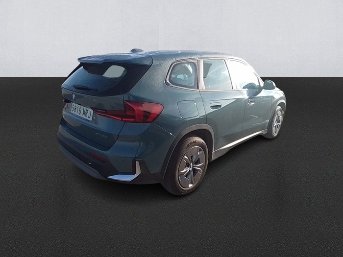 BMW iX1 eDrive20 150 kW (204 CV) Vehículo usado en Madrid BMW iX1 eDrive20 150 kW (204 CV) Vehículo usado en Madrid