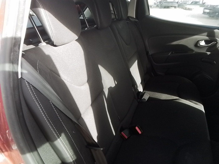 Renault Clio Limited dCi 55 kW (75 CV) Vehículo usado en Madrid Renault Clio Limited dCi 55 kW (75 CV) Vehículo usado en Madrid