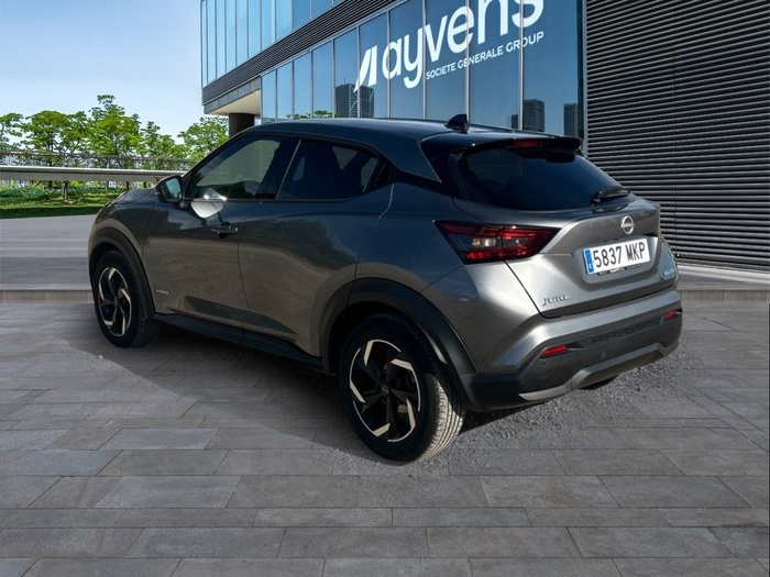 Nissan Juke 1.6 Hybrid N-Connecta Auto 105 kW (143 CV) Vehículo usado en Madrid Nissan Juke 1.6 Hybrid N-Connecta Auto 105 kW (143 CV) Vehículo usado en Madrid