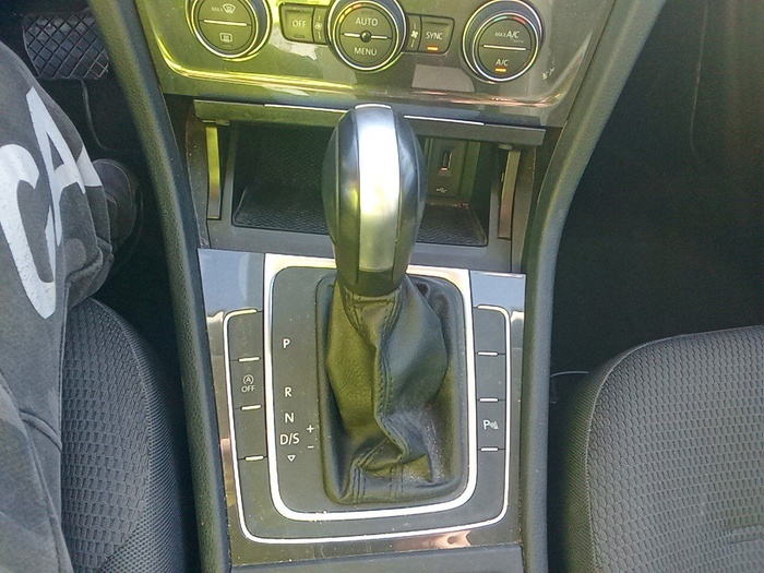 Volkswagen Golf Variant Advance 2.0 TDI 110 kW (150 CV) DSG Vehículo usado en Madrid Volkswagen Golf Variant Advance 2.0 TDI 110 kW (150 CV) DSG Vehículo usado en Madrid