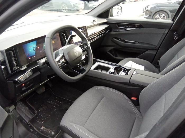 Renault Austral Evolution E-Tech Full Hybrid 147 kW (200 CV) Vehículo usado en Madrid Renault Austral Evolution E-Tech Full Hybrid 147 kW (200 CV) Vehículo usado en Madrid