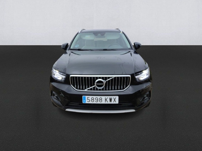 Volvo XC40 D4 Inscription AWD Auto 140 kW (190 CV) Vehículo usado en Madrid Volvo XC40 D4 Inscription AWD Auto 140 kW (190 CV) Vehículo usado en Madrid
