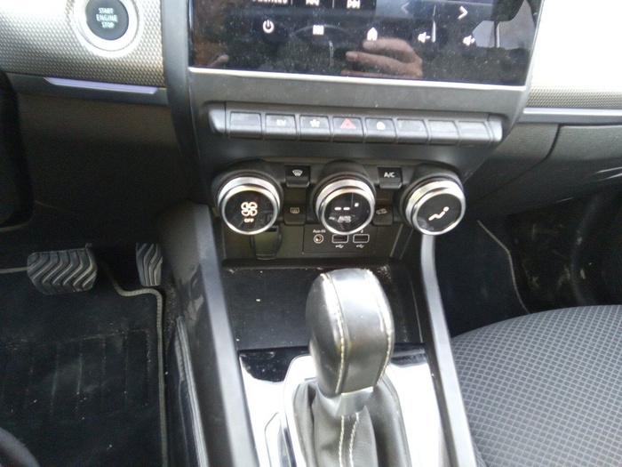 Renault Arkana Zen E-Tech Híbrido 107 kW (145 CV) Vehículo usado en Madrid Renault Arkana Zen E-Tech Híbrido 107 kW (145 CV) Vehículo usado en Madrid