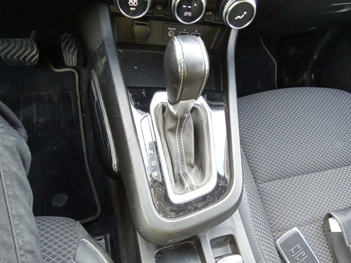 Renault Arkana Zen E-Tech Híbrido 107 kW (145 CV) Vehículo usado en Madrid Renault Arkana Zen E-Tech Híbrido 107 kW (145 CV) Vehículo usado en Madrid