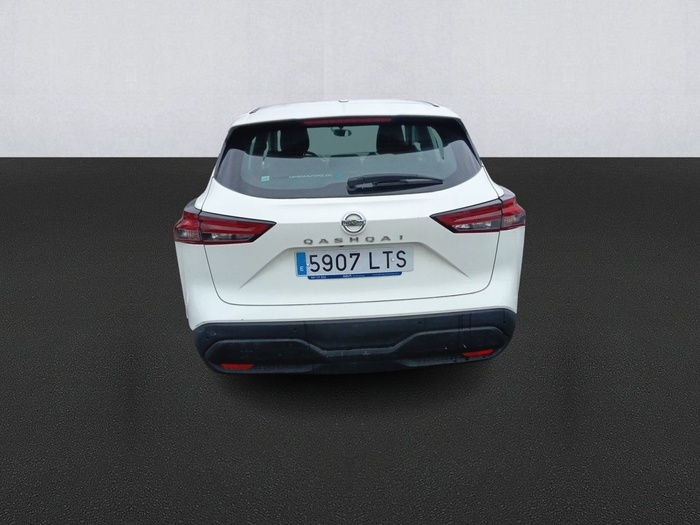 Nissan Qashqai DIG-T 140 mHEV Acenta 4x2 103 kW (140 CV) Vehículo usado en Madrid Nissan Qashqai DIG-T 140 mHEV Acenta 4x2 103 kW (140 CV) Vehículo usado en Madrid