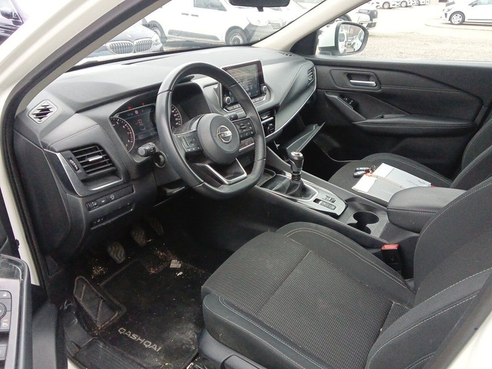 Nissan Qashqai DIG-T 140 mHEV Acenta 4x2 103 kW (140 CV) Vehículo usado en Madrid Nissan Qashqai DIG-T 140 mHEV Acenta 4x2 103 kW (140 CV) Vehículo usado en Madrid