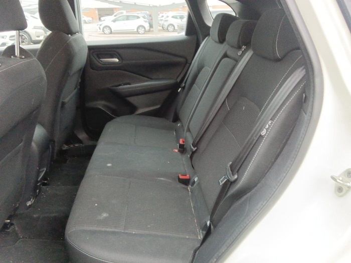 Nissan Qashqai DIG-T 140 mHEV Acenta 4x2 103 kW (140 CV) Vehículo usado en Madrid Nissan Qashqai DIG-T 140 mHEV Acenta 4x2 103 kW (140 CV) Vehículo usado en Madrid