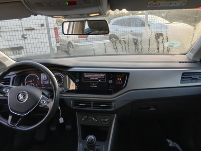 Volkswagen Polo Advance 1.0 TSI 70 kW (95 CV) 8 Volkswagen Polo Advance 1.0 TSI 70 kW (95 CV) 8