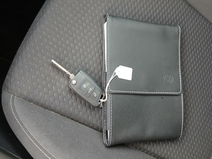 Volkswagen Polo Advance 1.0 TSI 70 kW (95 CV) Vehículo usado en Madrid Volkswagen Polo Advance 1.0 TSI 70 kW (95 CV) Vehículo usado en Madrid