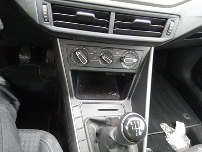 Volkswagen Polo Advance 1.0 TSI 70 kW (95 CV) 11 Volkswagen Polo Advance 1.0 TSI 70 kW (95 CV) 11