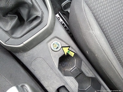 Volkswagen Polo Advance 1.0 TSI 70 kW (95 CV) 14 Volkswagen Polo Advance 1.0 TSI 70 kW (95 CV) 14