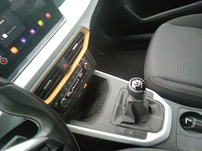 SEAT Arona 1.0 TSI Style 81 kW (110 CV) 10 SEAT Arona 1.0 TSI Style 81 kW (110 CV) 10