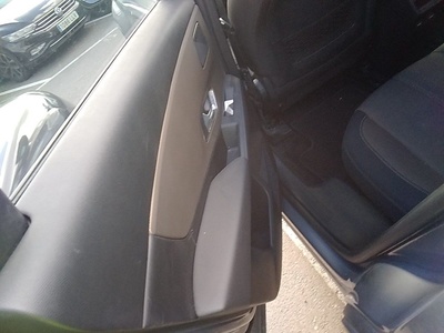 DS DS7 Crossback BlueHDi 130 DE Bastille + AT 96 kW (130 CV) 14 DS DS7 Crossback BlueHDi 130 DE Bastille + AT 96 kW (130 CV) 14