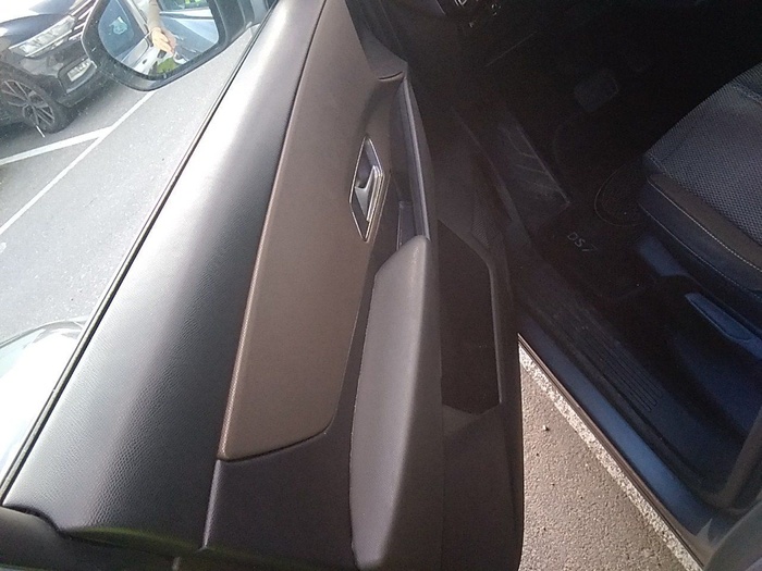 DS DS7 Crossback BlueHDi 130 DE Bastille + AT 96 kW (130 CV) Vehículo usado en Madrid DS DS7 Crossback BlueHDi 130 DE Bastille + AT 96 kW (130 CV) Vehículo usado en Madrid