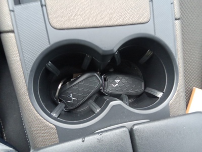 DS DS7 Crossback BlueHDi 130 DE Bastille + AT 96 kW (130 CV) 11 DS DS7 Crossback BlueHDi 130 DE Bastille + AT 96 kW (130 CV) 11