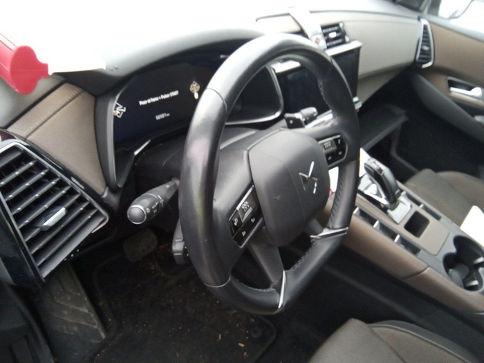 DS DS7 Crossback BlueHDi 130 DE Bastille + AT 96 kW (130 CV) Vehículo usado en Madrid DS DS7 Crossback BlueHDi 130 DE Bastille + AT 96 kW (130 CV) Vehículo usado en Madrid