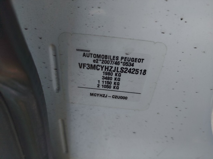 Peugeot 3008 BlueHDi 130 S&S Allure 96 kW (130 CV) Vehículo usado en Madrid Peugeot 3008 BlueHDi 130 S&S Allure 96 kW (130 CV) Vehículo usado en Madrid