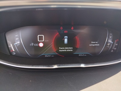 Peugeot 3008 BlueHDi 130 S&S Allure 96 kW (130 CV) 11 Peugeot 3008 BlueHDi 130 S&S Allure 96 kW (130 CV) 11