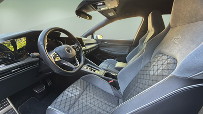 Volkswagen Golf R-Line 1.5 eTSI 110 kW (150 CV) DSG 7 Volkswagen Golf R-Line 1.5 eTSI 110 kW (150 CV) DSG 7