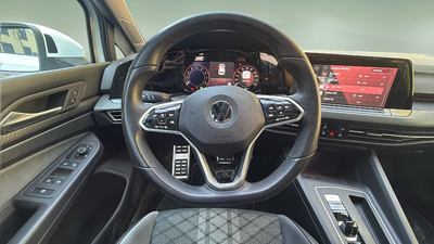 Volkswagen Golf R-Line 1.5 eTSI 110 kW (150 CV) DSG 11 Volkswagen Golf R-Line 1.5 eTSI 110 kW (150 CV) DSG 11