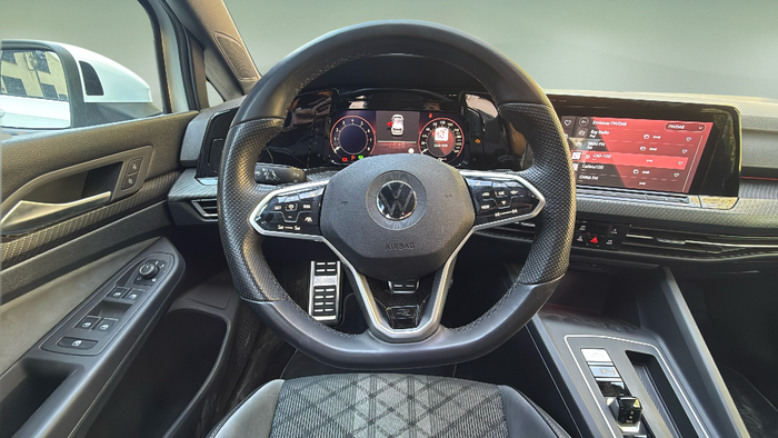 Volkswagen Golf R-Line 1.5 eTSI 110 kW (150 CV) DSG Vehículo usado en Madrid Volkswagen Golf R-Line 1.5 eTSI 110 kW (150 CV) DSG Vehículo usado en Madrid