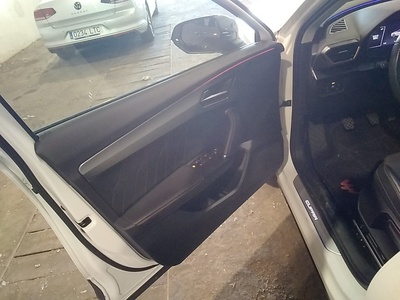 CUPRA Formentor 2.0 TDI 110 kW (150 CV) 15 CUPRA Formentor 2.0 TDI 110 kW (150 CV) 15