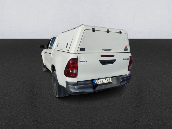 Toyota Hilux 2.4 D-4D Doble Cabina GX 110 kW (150 CV) Vehículo usado en Madrid Toyota Hilux 2.4 D-4D Doble Cabina GX 110 kW (150 CV) Vehículo usado en Madrid