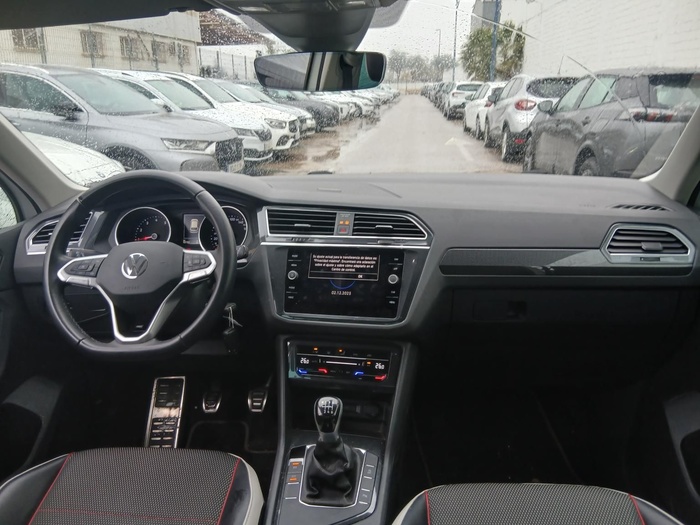 Volkswagen Tiguan Urban Sport 1.5 TSI 110 kW (150 CV) Vehículo usado en Madrid Volkswagen Tiguan Urban Sport 1.5 TSI 110 kW (150 CV) Vehículo usado en Madrid