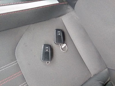 Toyota Corolla 1.8 125 Híbrido Touring GR-Sport E-CVT 132 kW (180 CV) 12 Toyota Corolla 1.8 125 Híbrido Touring GR-Sport E-CVT 132 kW (180 CV) 12