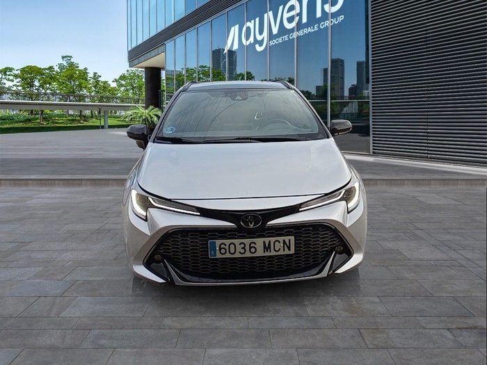Toyota Corolla 1.8 125 Híbrido Touring GR-Sport E-CVT 132 kW (180 CV) Vehículo usado en Madrid Toyota Corolla 1.8 125 Híbrido Touring GR-Sport E-CVT 132 kW (180 CV) Vehículo usado en Madrid
