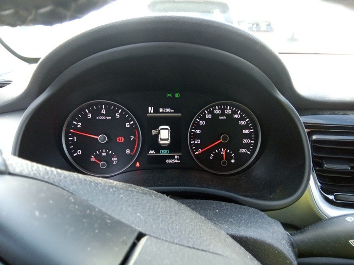 Kia Stonic 1.0 T-GDi MHEV Drive iMT 88 kW (120 CV) Vehículo usado en Madrid Kia Stonic 1.0 T-GDi MHEV Drive iMT 88 kW (120 CV) Vehículo usado en Madrid