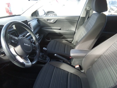 Kia Stonic 1.0 T-GDi MHEV Drive iMT 88 kW (120 CV) 7 Kia Stonic 1.0 T-GDi MHEV Drive iMT 88 kW (120 CV) 7