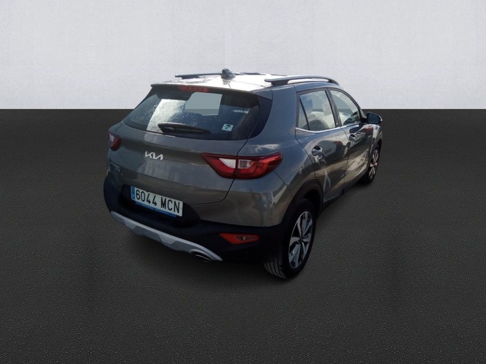 Kia Stonic 1.0 T-GDi MHEV Drive iMT 88 kW (120 CV) Vehículo usado en Madrid Kia Stonic 1.0 T-GDi MHEV Drive iMT 88 kW (120 CV) Vehículo usado en Madrid