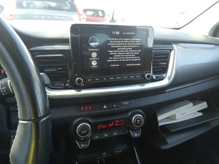 Kia Stonic 1.0 T-GDi MHEV Drive iMT 88 kW (120 CV) Vehículo usado en Madrid Kia Stonic 1.0 T-GDi MHEV Drive iMT 88 kW (120 CV) Vehículo usado en Madrid