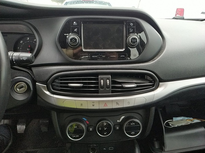 Fiat Tipo 1.6 Multijet Pop Business 88 kW (120 CV) Vehículo usado en Madrid Fiat Tipo 1.6 Multijet Pop Business 88 kW (120 CV) Vehículo usado en Madrid