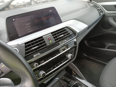 BMW X4 xDrive20d xLine 140 kW (190 CV) 8 BMW X4 xDrive20d xLine 140 kW (190 CV) 8