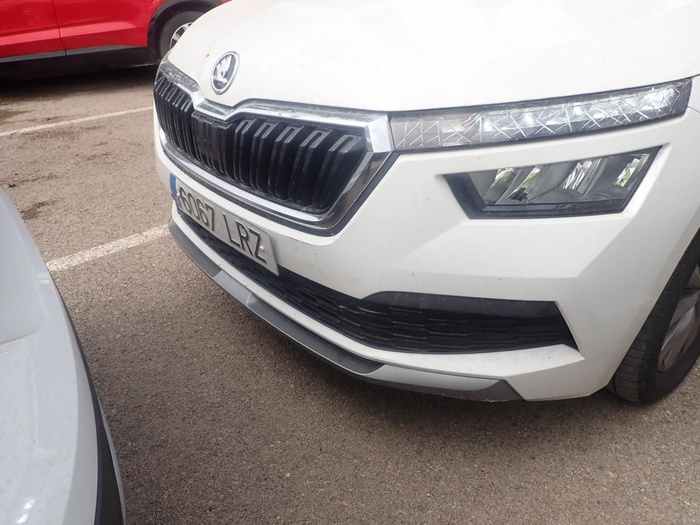 Skoda Kamiq 1.0 TSI Ambition DSG 81 kW (110 CV) Vehículo usado en Madrid Skoda Kamiq 1.0 TSI Ambition DSG 81 kW (110 CV) Vehículo usado en Madrid