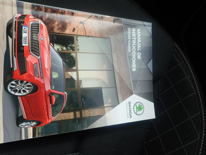 Skoda Kamiq 1.0 TSI Ambition DSG 81 kW (110 CV) Vehículo usado en Madrid Skoda Kamiq 1.0 TSI Ambition DSG 81 kW (110 CV) Vehículo usado en Madrid